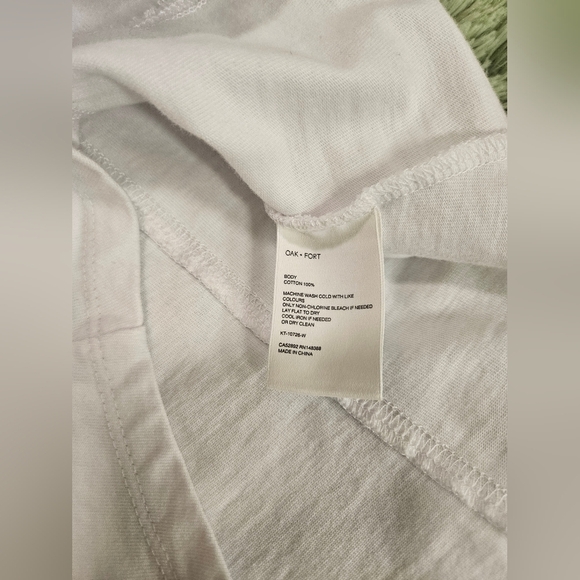 Oak + Fort White Fitted Short Sleeve Top - Picture 9 of 9